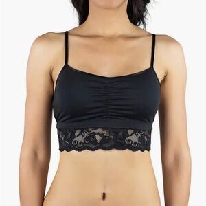 Everviolet Astrid Pocketed Lace Bralette